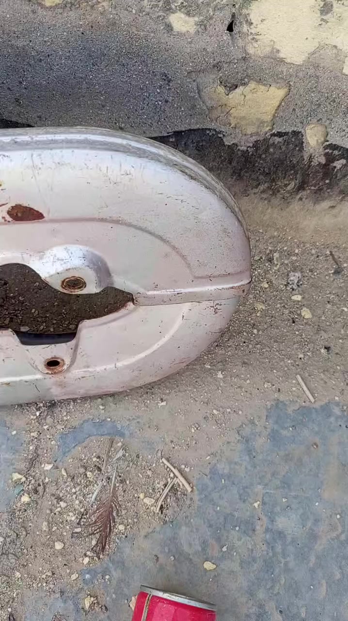 سلام عليكم غراض نامه أصلي  شوف عينك غراض نضاف كلمن وسعره مكان ناصريه مركز ***********
