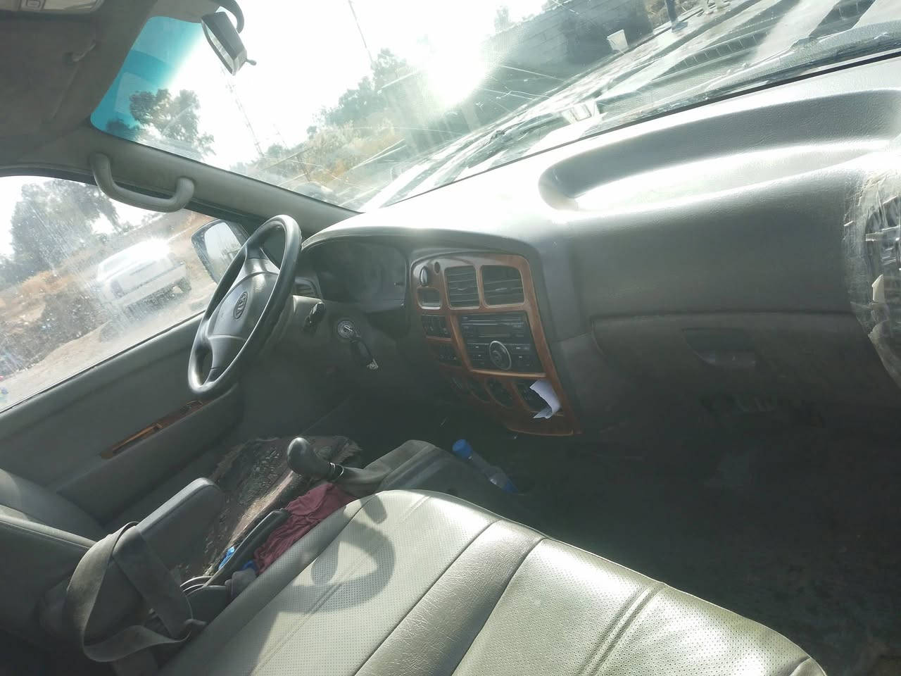 سلام عليكم بريجو منغولي موديل 2008 محرك مسكر 4 اكسل مكفول كشر بلادي رقم ***********
