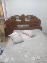 سرير • للبيع • مجال