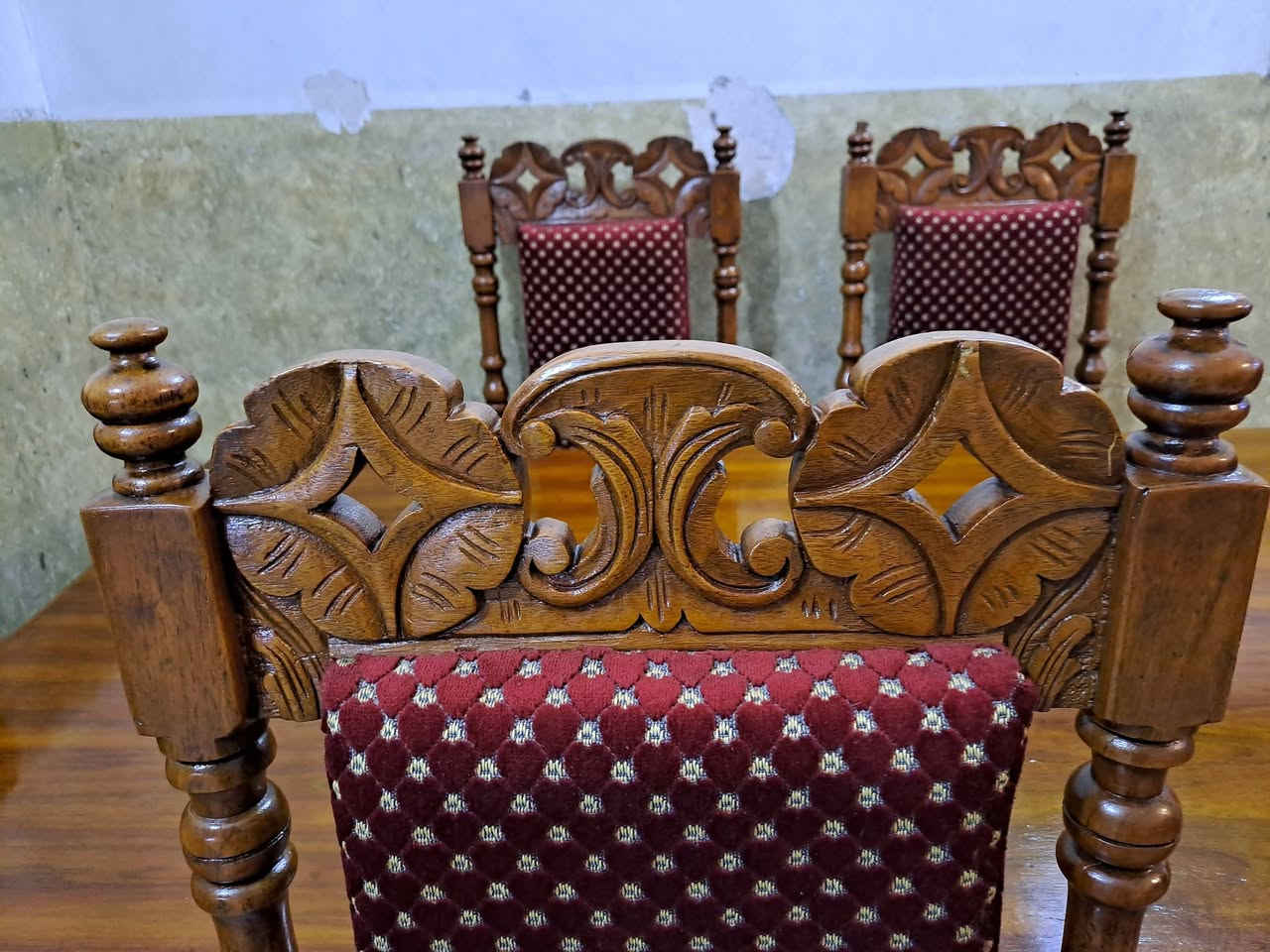 ميز صاج خشب بورمي
🪵🪵🪵🪵
الميز نضيف خالي من الكسر والعيوب 
دوشمة جديدة 
الموقع 🏠
بغداد _البنوك


**إذا كنت صاحب هذا الإعلان وتريد حذفه لأي سبب، رجاءا أرسل رسالة إلى الدعم الفني**