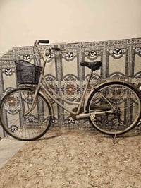 متاح بايسكل بناتي عنوان بغداد الدورة الاثوريين سعر 75 الف ٠٧٧١٩٦٦٦٥٣٧