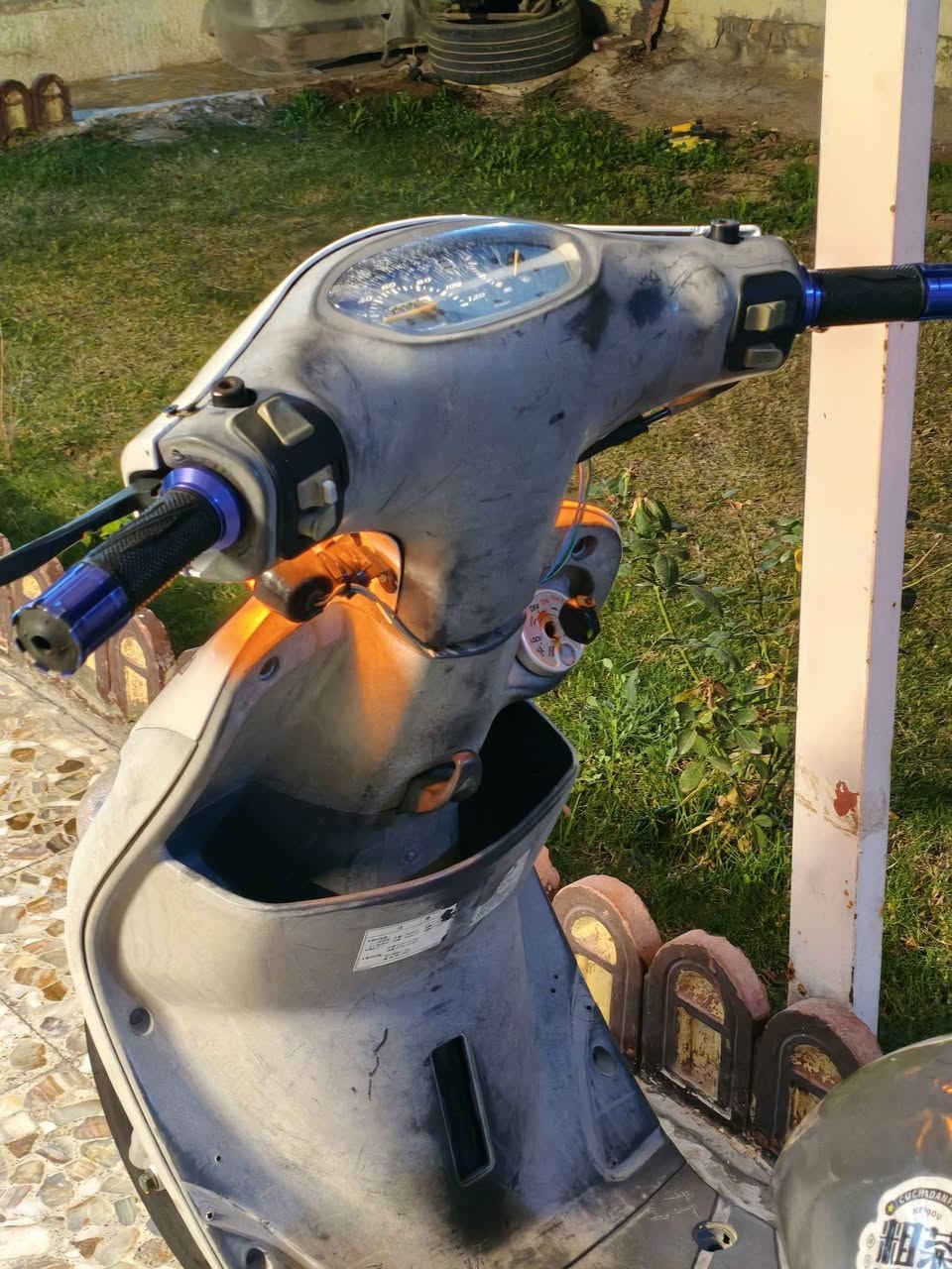 السلام عليكم
ماكس منغولي للبيع دراجه خير من الله كلشي شغال بيه لا بيه صوت ولا دخن ولا تنقيص كهربائيات كامله كفرها الاصلي مو تجاري بيه زنون قوي كلش دراجه تاخذه ما تصرف عليه ربع غير بانزين دهن نكره سلف بكل وقت دراجه مبدل بيه بس كابريتر جديده نوعيه راقيه دراجه وسعرها مناسب جوه سوك ب750 وبيه مجال حك جيتك فقط مكاني رميثه حي شهداء موجود واتساب واتصال رقمي ***********
