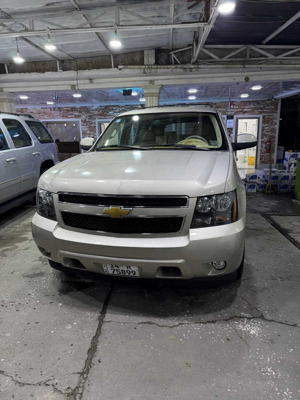 سلام عليكم تاهو مديل 2013 خليجي كفاله عامه مواصفات LT مكينه وكير كفاله حداده تبريد تخم تاير سياره جاهزه رقم بصره جديد تحويل ثاني يوم 
عنواني بصره القبله 
السعر 258  وبيهه مجال 
تصال واتساب ***********
