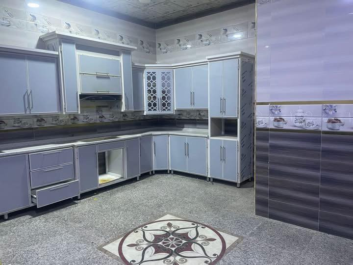 للايجــــــــــــار ✅
.
بيت طابقين للايجار في ياسين خريبط موقع ممتاز بناء حديث يحتوي خمس غرف منام
.

مواصفات البيت  / 
.
خمس غرف منام ، صاله ، استقبال ، مطبخ ، صحيات داخليه و خارجيه ، كراج
.

سعر الايجار مليون ونص 

✅ الذهبي للاستثمار العقاري ✅

#مجــــــاز_قانــــــــونيــاً
—————————————
#ملاحظه لعملائنا الكرام يتوفر لدينا عروض عقاريه بيوت للبيع والايجار في كافة مناطق محافظة البصره كذلك يتوفر لدينا بنايات تجاريه للبيع في مناطق ممتازه بوارد شهري ممتاز 
‏‌‎ للمعلومات اكثر التواصل على الارقام الموضحه او زيارة
الموقع 
البصره_ شارع عام حي الزهراء _ قرب مستشفى النفط
***********
