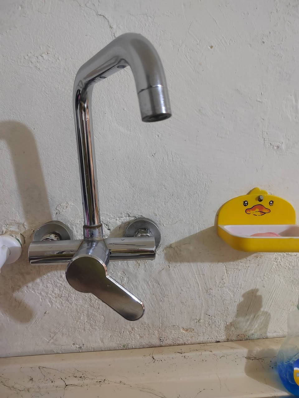 للبيع سقوف ثانويه وخلاط للبيع وهاذا الرقم ***********
