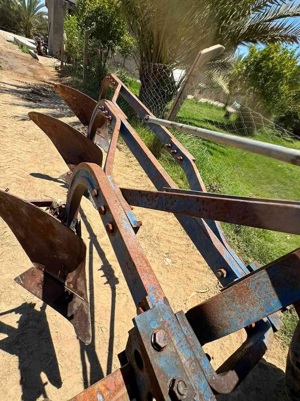 سلام عليكم فدان حجم ١٢ لبيع مكفول العنوان بابل ***********
