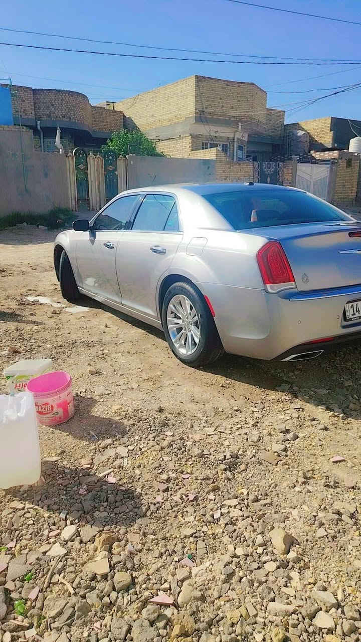 السلام عليكم
للبيع اوباما موديل 16 أصل خليجي وكاله هارلم كفاله حتى دعاميات فول مواصفات .
كشنات كهربائي تدفئه تبريد 
نقطه عمياء 
اشاير بالمري 
سلايد رووف بنوراما 
رادار  
تحديد مسار 
برده خلفيه 
حساسات امامي خلفي 
من جميع النواحي فول مواصفات 
مكاني الناصريه (الشطره) 

السعر ... 225 وبيها مجال 
 *********** والي يشوف السياره و السعر ومايعجبه 
يعبر المنشور وجزاكم الف خير 🤍 

رقم بصره انكليزي بأسمي
