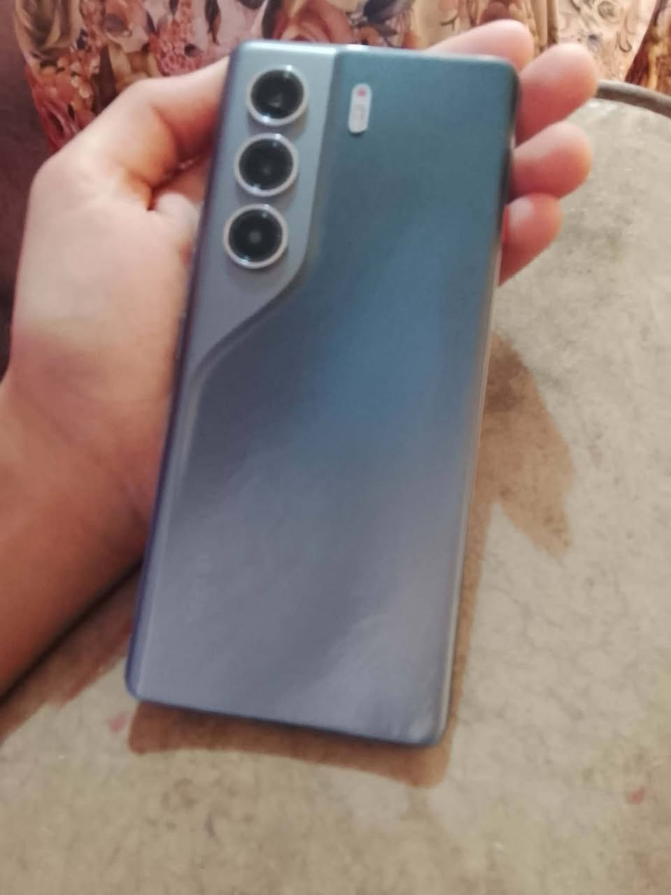 سلام عليكم مبايل TECNO CAMON 40 Pro 5G مبايل اخو الجديد ماصار شهر ونص من اخذته ذاكره256 رام12 بطاريه 5200 بوبجي 90فريم جيرسكوب كارتونه موجوده هسه والشاحنه مكاني ديالى كنعان الستفسار على رقم فيس مامتواجد *********** السعر325وبي مجال قليل ❤
