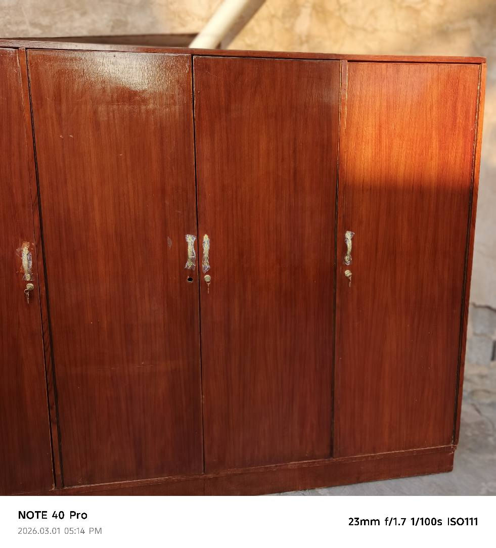 كنتور صاج اربع ابواب للبيع نضيف ما بي اي عيب استفسار اتصال ع رقم *********** كركوك, العراق
