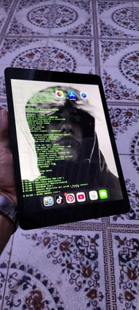 ايباد 9 • نضافه 99% • استعمال قليل
