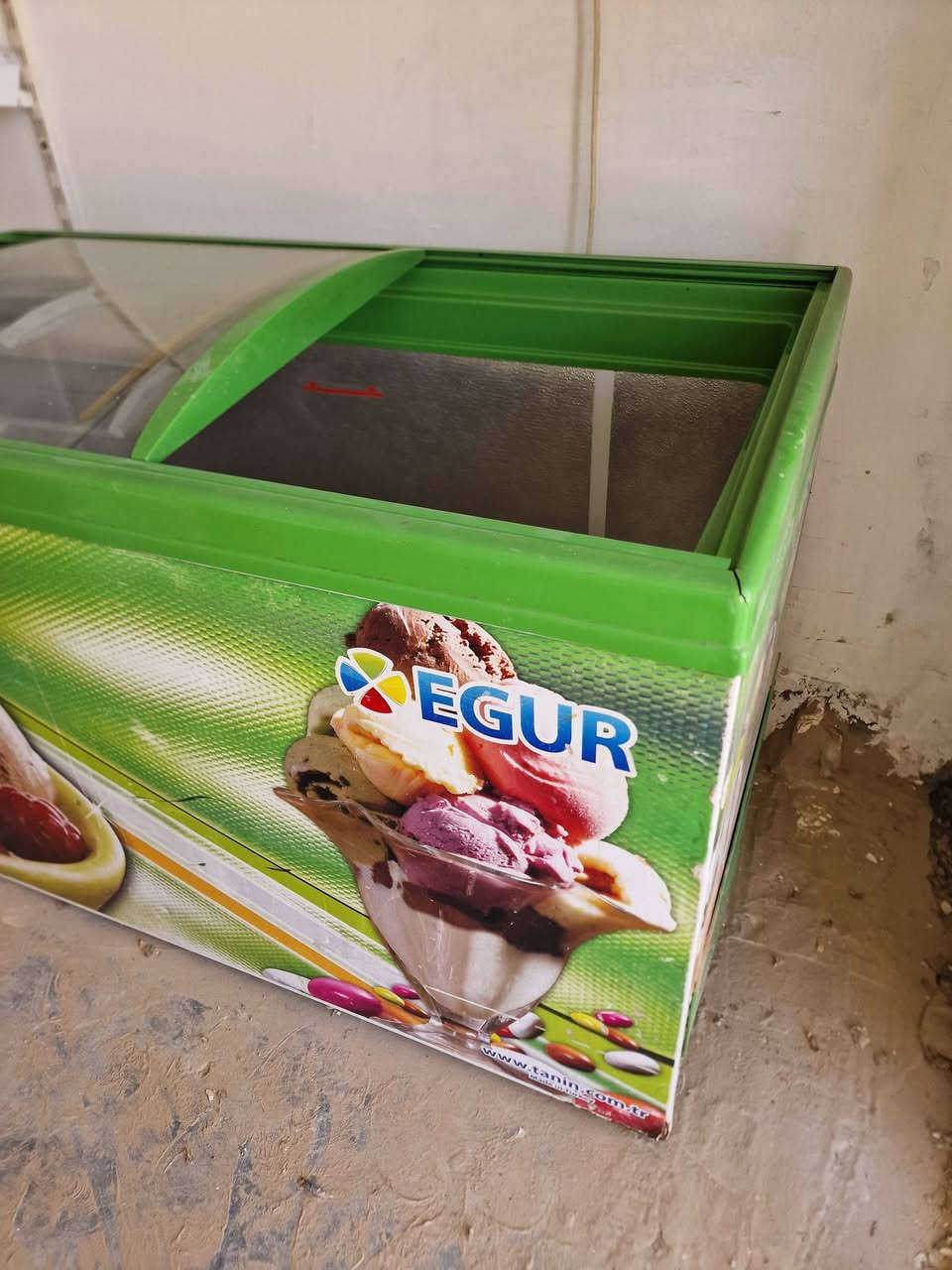 مجمده سعرها 250
اتصلو على هاذا الرقم يذا عندك استفسار
***********
