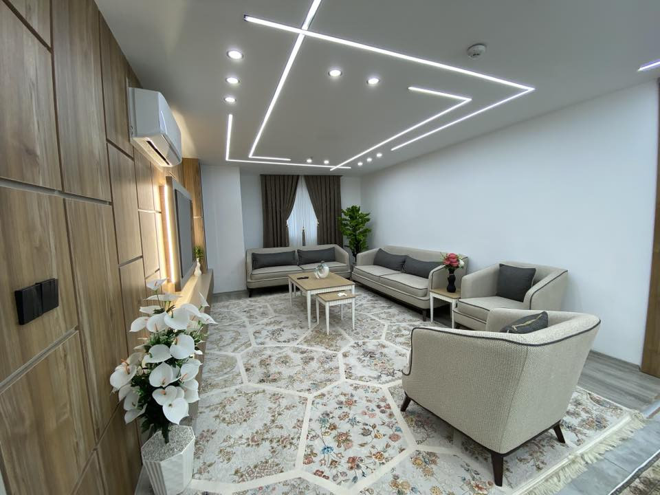 ‏شقة للإيجار في أربيل
‏ في مجمع سكني لايف تاورز
‏داخل المربع الذهبي
‏شقة متوفر غرفتين وصالة
‏مؤسسة بالكامل Vip
مساحة 173 متر
طابق 8
 اثاث جديد بعد ما مستخدمه 
‏الاستفسار أكثر على ال WhatsApp 
0750 030 3838
0774 030 3838
