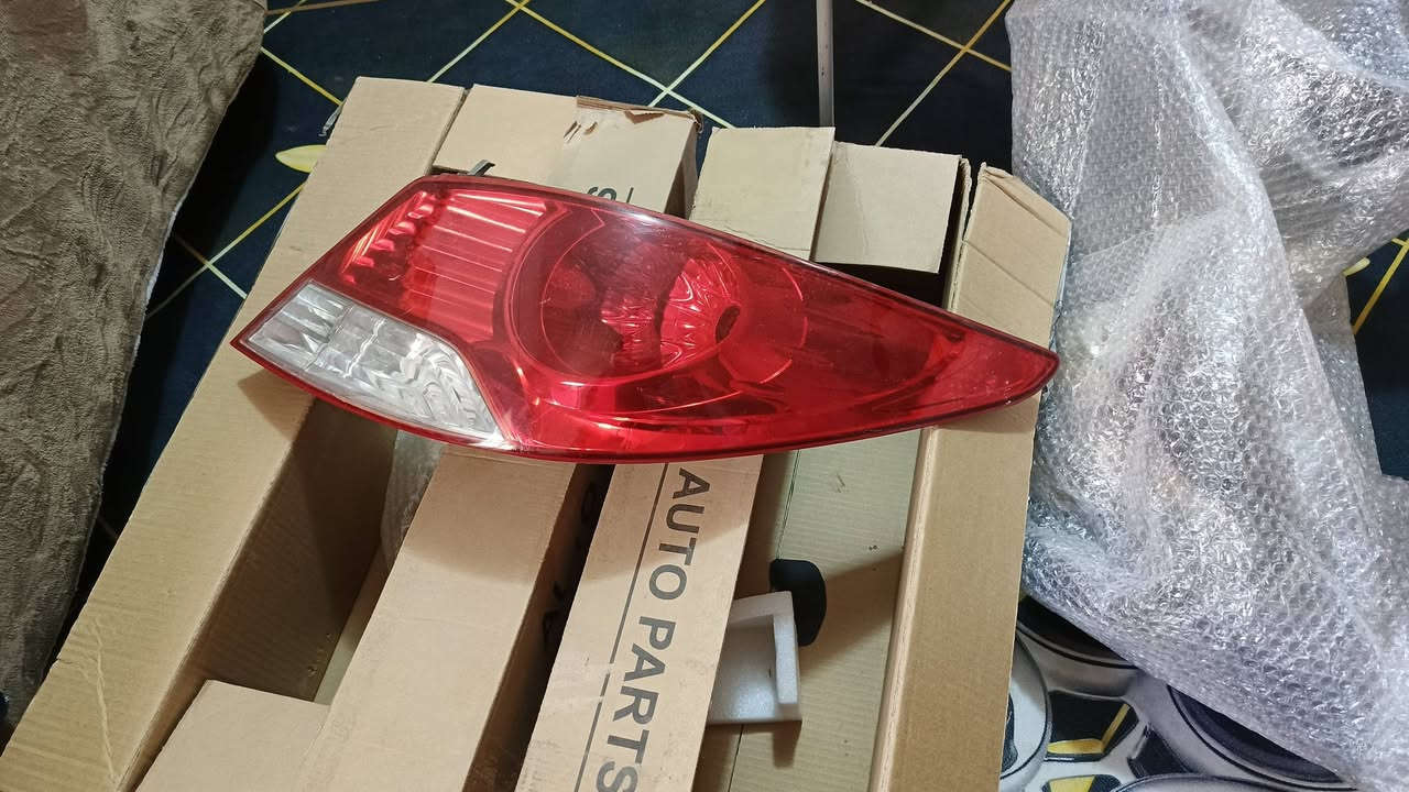 السلام عليكم
غراض اكسنت موديل 11 
رقم ‏‪‏‪***********‬‏
