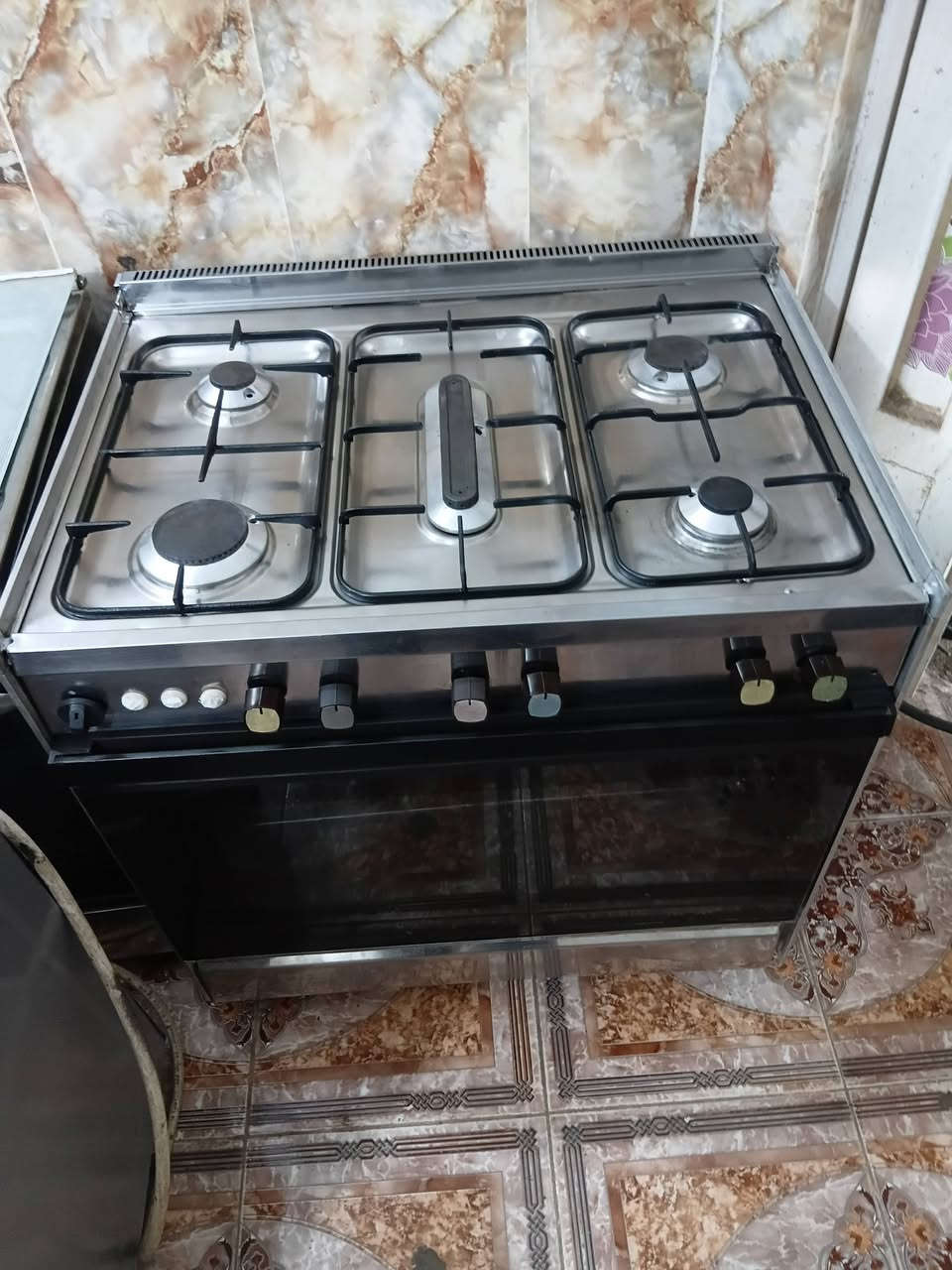 السلام عليكم طباخ نوع عشتار الأصلي شرط الشغل والنظافه للاستفسار الاتصال على الرقم *********** او مراسلة الصفحه
