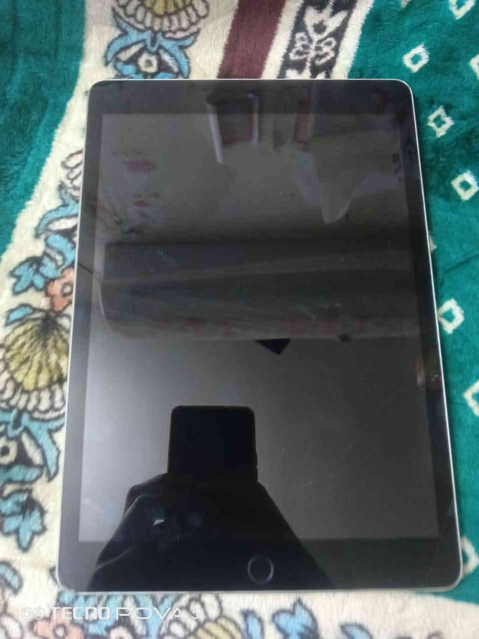 ايباد ٩ ذاكره ٦٤ بي فطرين صغار ما مأثرات على الشاشه السعر ٢٢٥ العنوان بغداد ***********
