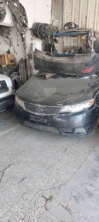 يتوفر بنيد وأبواب فورتي موديل 12 امريكي الدورة نهايه شارع60 0782692593...