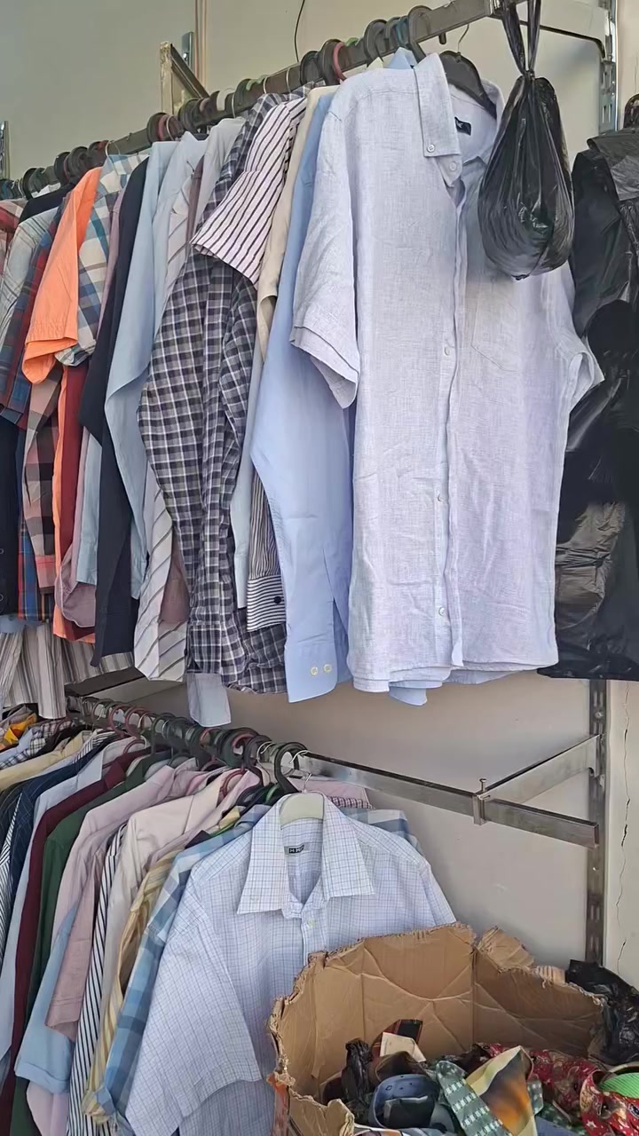 على بركة الله
الآن فتح بالات قميص شبابي رجالي فول نظافة ماركات عالمية
 ( محل بالات ميلانو ١ للملابس الرجالية )
عنوان المحل :- الرفاعي شارع ٤٠ المحلات الجديدة (الاستثمار)


**إذا كنت صاحب هذا الإعلان وتريد حذفه لأي سبب، رجاءا أرسل رسالة إلى الدعم الفني**