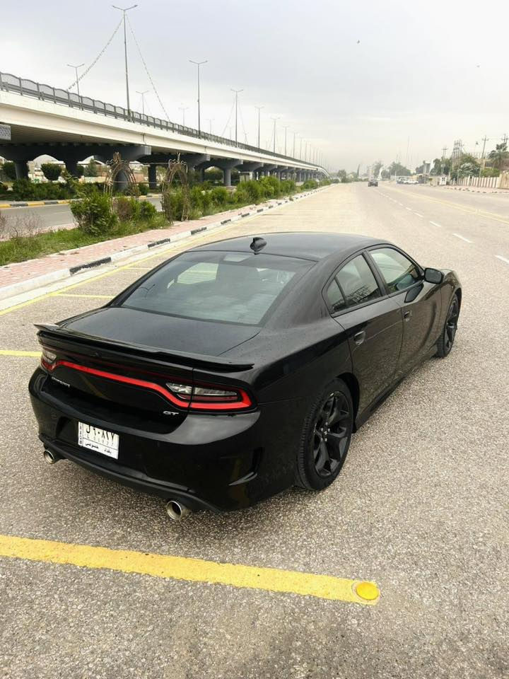 سلام عليكم
دوج جارجر GT 2019 

رقم بغداد تحويل مباشر 

ماشيه 76 الف

محرك كير كفاله 

السيارة مصبوغة عام 

مكانها كربلاء

بـ 155 ورقة وبيها مجال

***********

