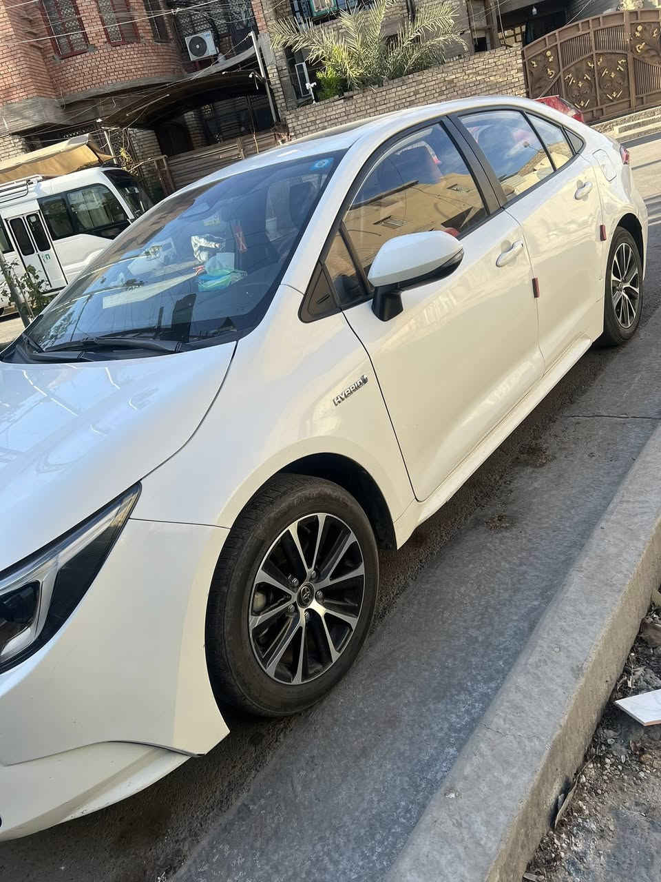 كورلا هايبرد موديل2024 صار بيها طخه جاملغ وباب وحافت باب السايق والجنطة ربعها مصابغها ستقطاع مباشر سعرها 120 رقم بغداد رقمي ***********
