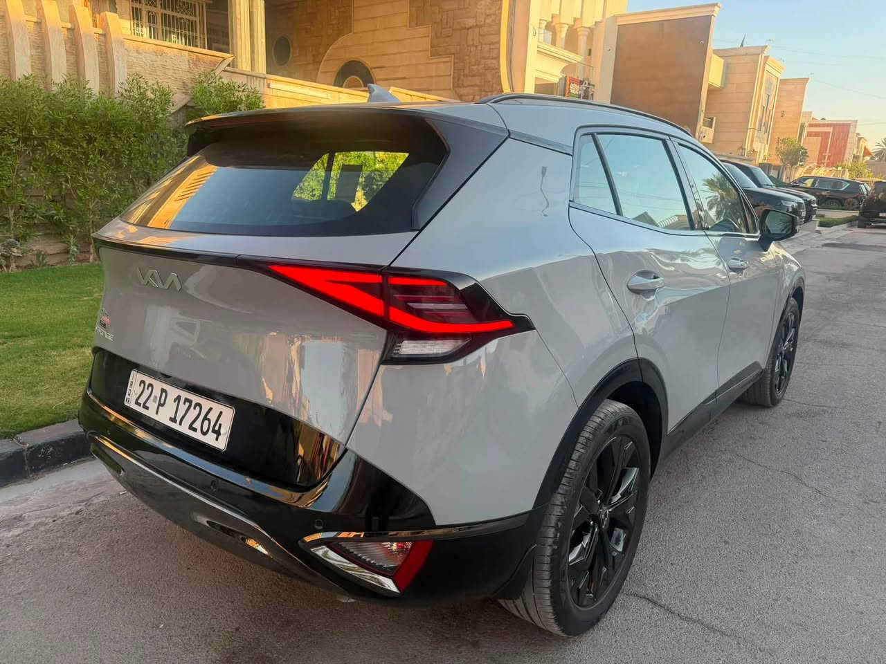 📌📌 كيا سبورتج .
📌📌 موديل 2025 .
📌📌 عداد مسافه 6000km
📌📌 محرك 2000 .
📌📌 موصفات بلاك ادشن .
📌📌 داخل زيتوني .
📌📌 كشنين كهرباء .
📌📌 صندوق كهرباء .
📌📌 السياره كفاله عامه .
📌📌 ويل برونزي .
📌📌 سعر 220$ وبيه مجال .
📌📌 مكان السياره زيونه . 
📌📌 رقم الهاتف *********** .
