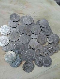 عملات معدنية • ٥ و١٠ فلوس • ٨١ و٧٥