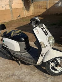 ماكس بوليس للبيع الدراجه نضيفه و كلشي جديد  كابريتر جديد فيتبم جديد  ب...