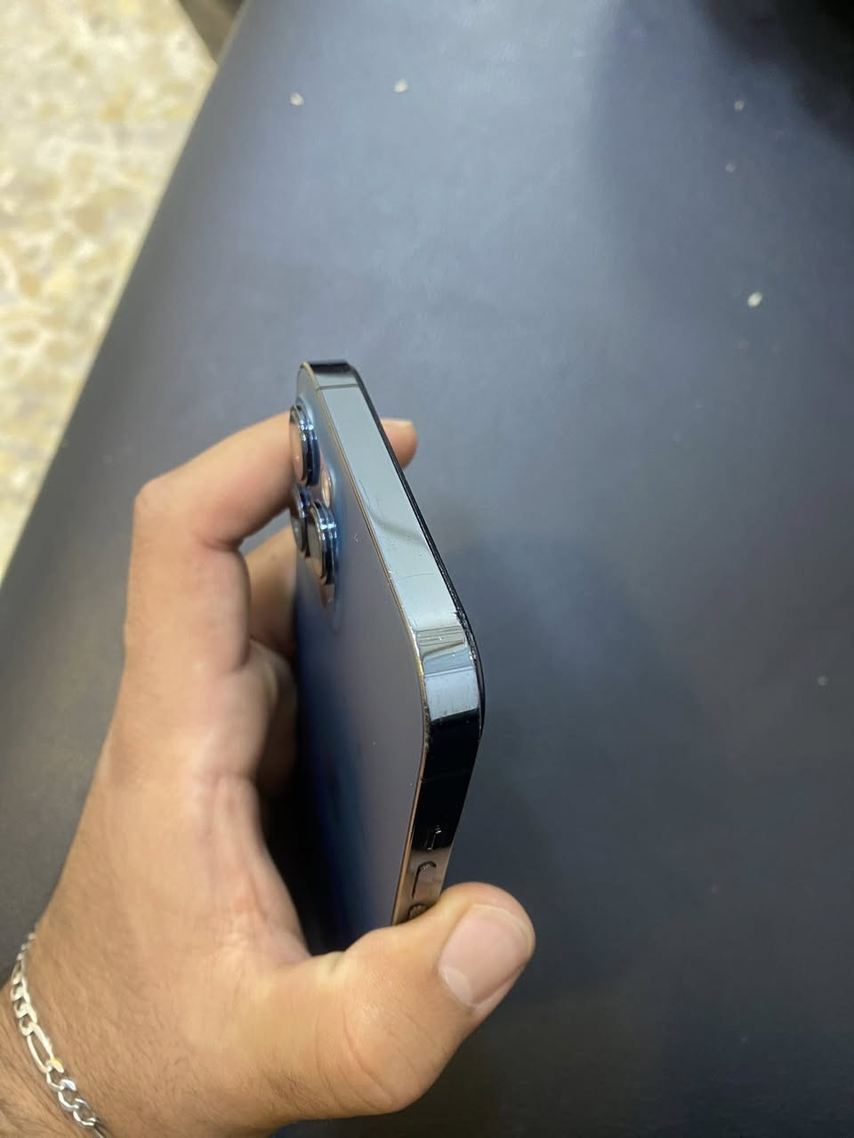 ايفون 12 pro max نيلي 
ذاكرة 256
نموذج M
بطارية 95‎%‎ شرط الفحص لا مبدل ولا مرفوعه
فقط فطر بكلاس
مراوس فقط مو بيع
للاستفسار ***********
