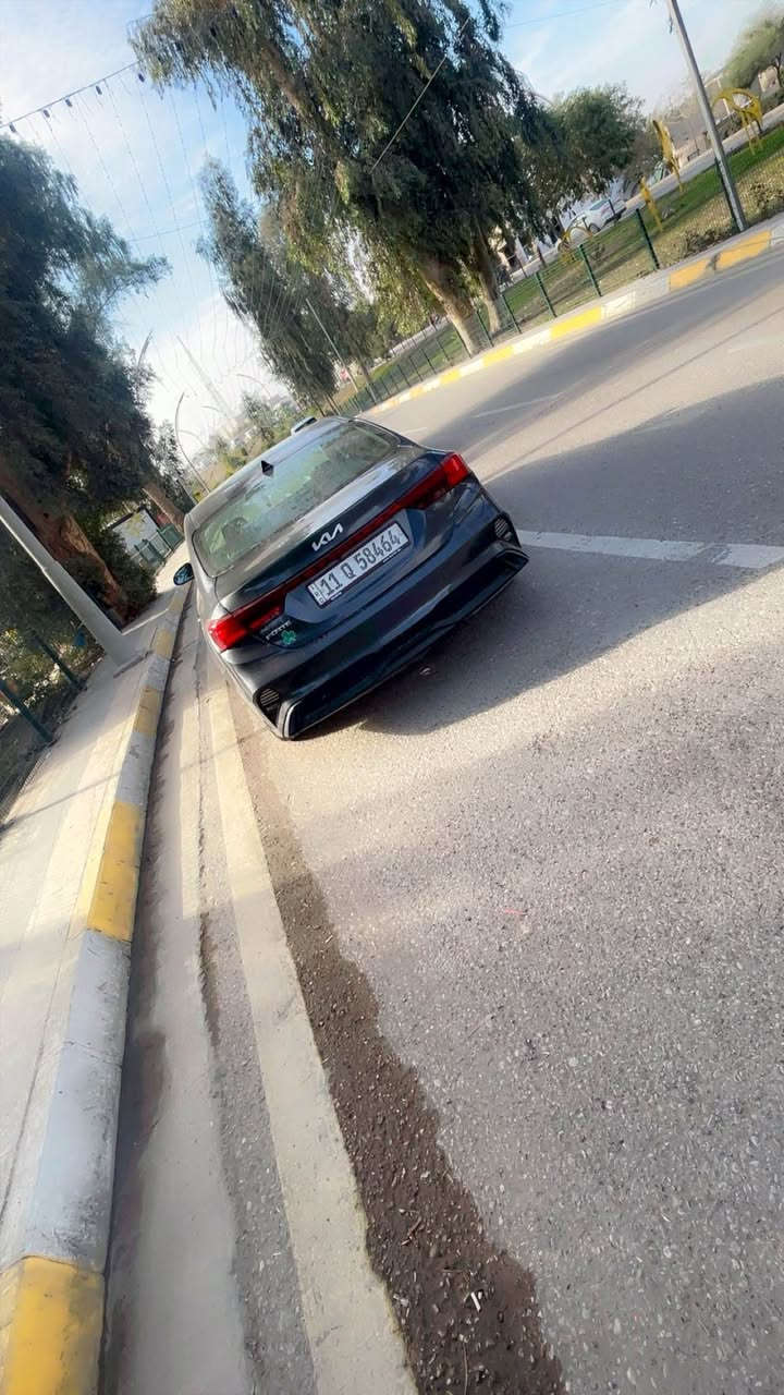 سلام عليكم شباب 
كيا فورتي موديل 23
ارباكات سليمة 
رقم بغداد  بسمي تحويل مباشر
صور حادثهاا موجودات بل منشور 
رادار امامي
توقف ذاتي 
سياره صور الحادث مرفق بل منشور  
وبل عراق صار بيهاا جاملوغ الامامي مال سايق صبغ  
بدون دواخل شرط سونار شاصي لغد مكفول تبريد شركه سياره كامله بيهه منضومه غاز 
كامله من كل النواحي 24حبايه 

السعر …………139 وبيهاا مجال بسيط جدا

للستفسار الاتصال عل الرقم 

                                               *********** بعقوبة, ديالى
