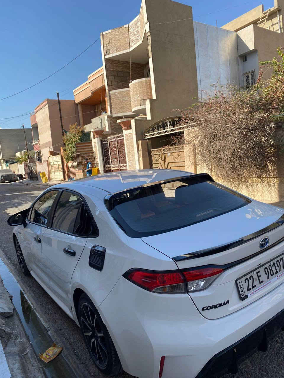 سيارة كامل جديده وكلين تايتل رقم اربيل وكماليات كامله عليها ماشيه ٦٥ الف
*********** كركوك, العراق
