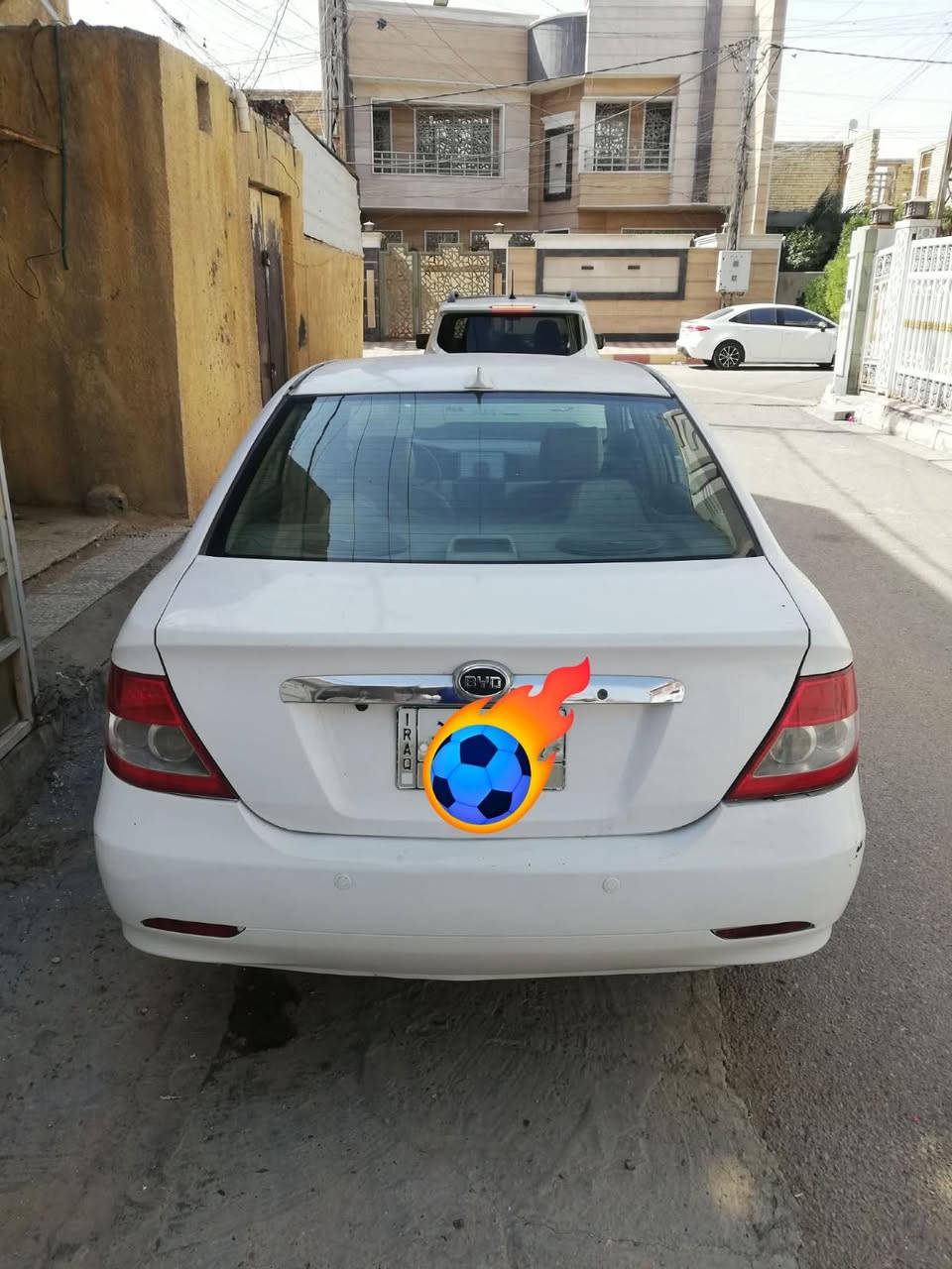 السلام عليكم بيوادي f3 /2011 رقم بغدادبسمي تبريدثلج  منضومه جديده حتى فريز مبدل وتدفه كهربائي كله شغله صدرامامي وخلفي كله  جديد درام شفت كامل جديد وتخم تايرات نضيف كير ATمرغوب اوتماتيك سيارة مكفوله من ضربه وصباغ ماعدى جاملغ الأيسر ما سايق وهلالات خلفيه ودوس بيهن صبغ 
ملاحظة سيارة ناقصها محرك كايم سعر 42بيه مجال قليل 
مكان سيارة الدورة ابو دشير ***********
