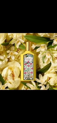 مكياج • متوفر • للحجز