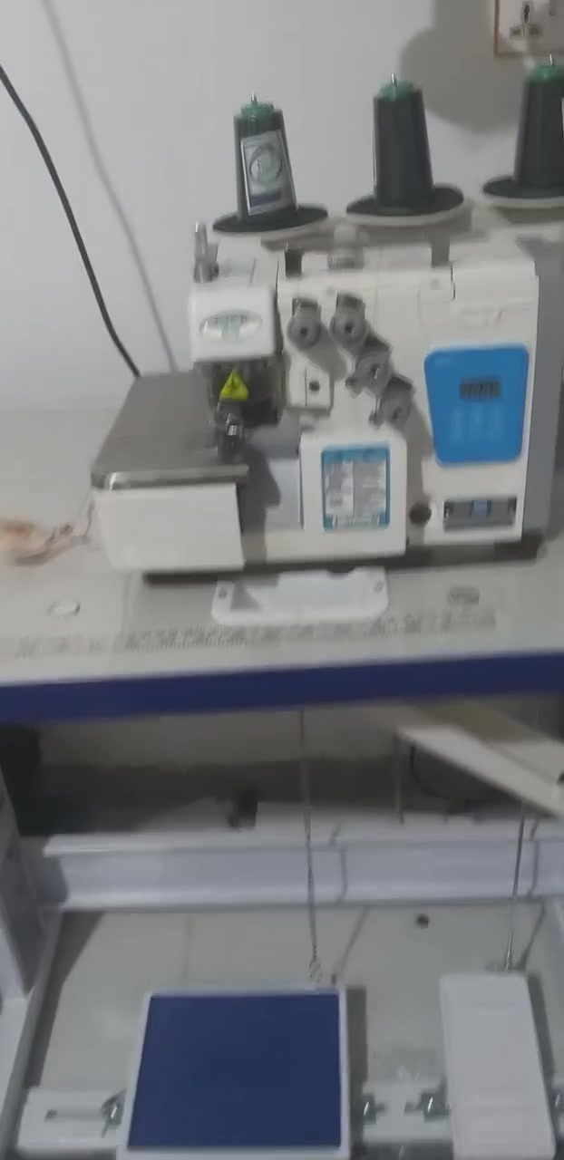مكينة اوفر صناعي  للبيع جديدة بالباكيت وحق الله ورسوله شديناهه بدينة وما مخيطة بيهه ابد والله العظيم امتياز ياباني السعر علخاص


**إذا كنت صاحب هذا الإعلان وتريد حذفه لأي سبب، رجاءا أرسل رسالة إلى الدعم الفني**