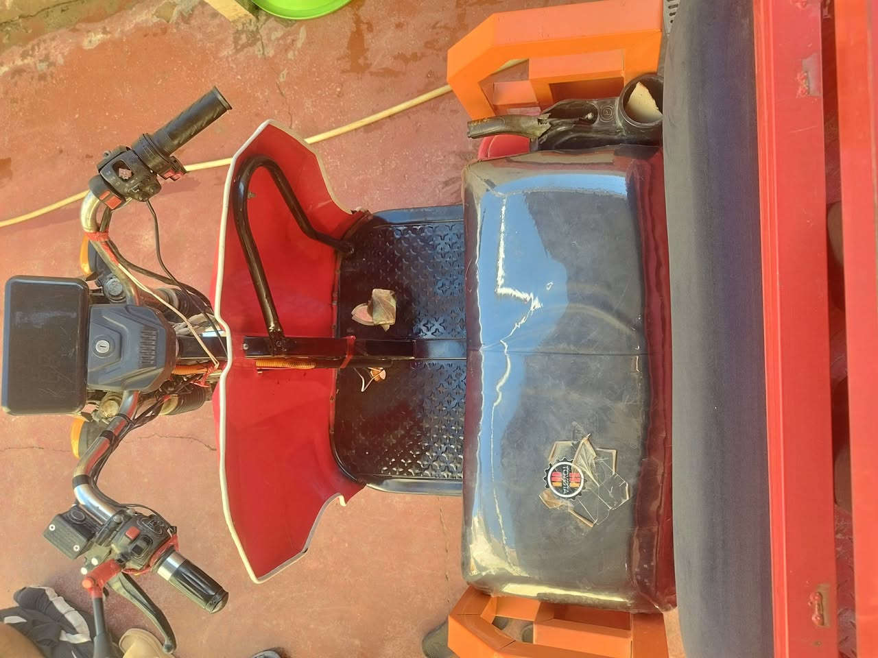 السلام عليكم ورحمه الله وبركاته ستوتة شحن للبيع السعر مليون و50 وبيها مجال‏
الاستفسار  واتساب او رقم ‏‪0776 700 2509‬‏ اسيا /0788406213اثير
