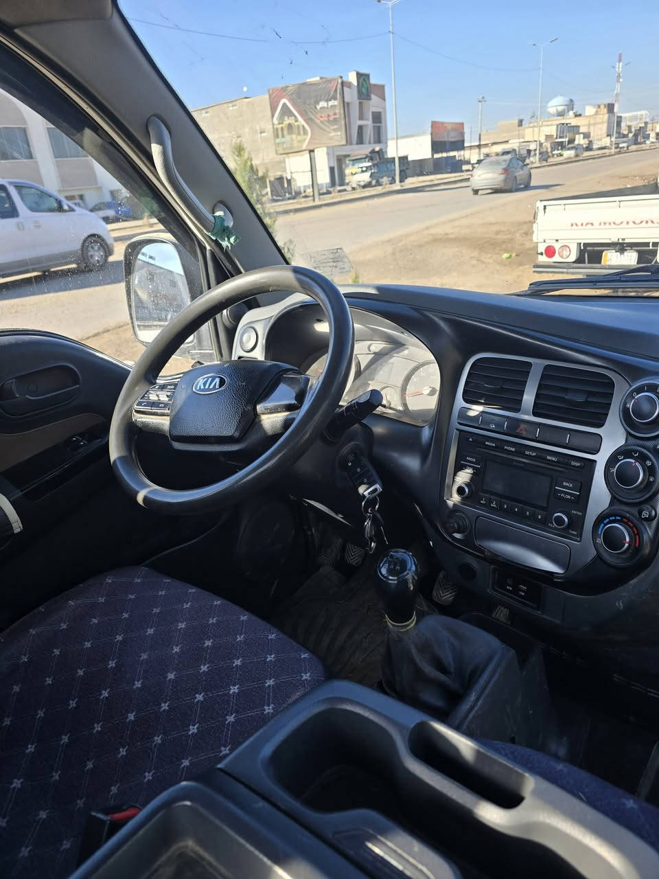 سلام عليكم خوان كيا البيع مفتوح موديل 2021 بيها بنيد مبدل ولباقي كفالة مكين وكير مكفول الرقم واصل السعر 130 وبية مجال  العنوان بابل الهاشمية التصال ***********
