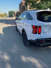 سورنتو ٢٠٢١ • ماشي ٦٥ ألف • حادث