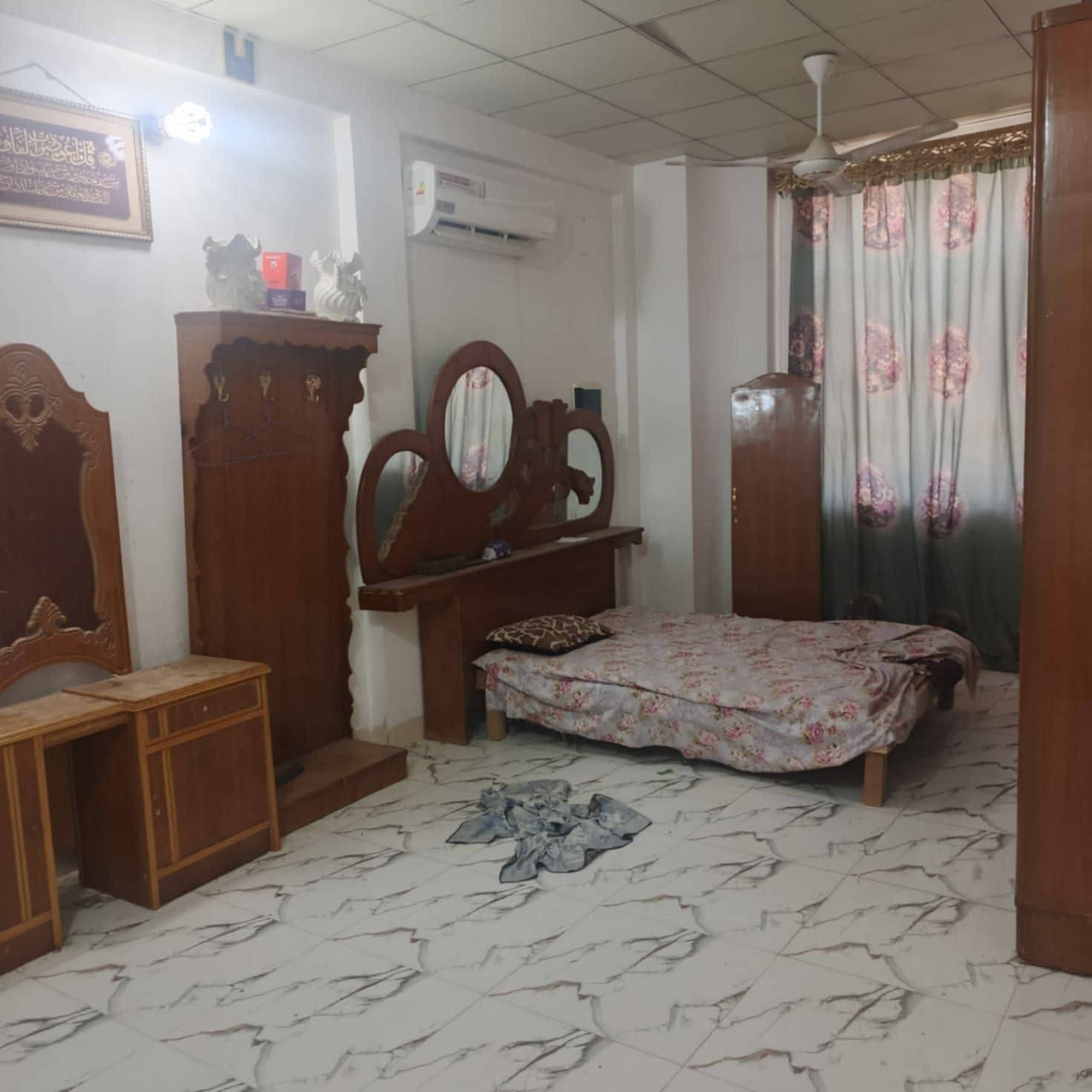 غرفة اخشاب عراقية نضافتها 75 بالمية سعرها 400 وبي مجال مكاني كربلاء باب طويريج عكد بليبل


**إذا كنت صاحب هذا الإعلان وتريد حذفه لأي سبب، رجاءا أرسل رسالة إلى الدعم الفني**
