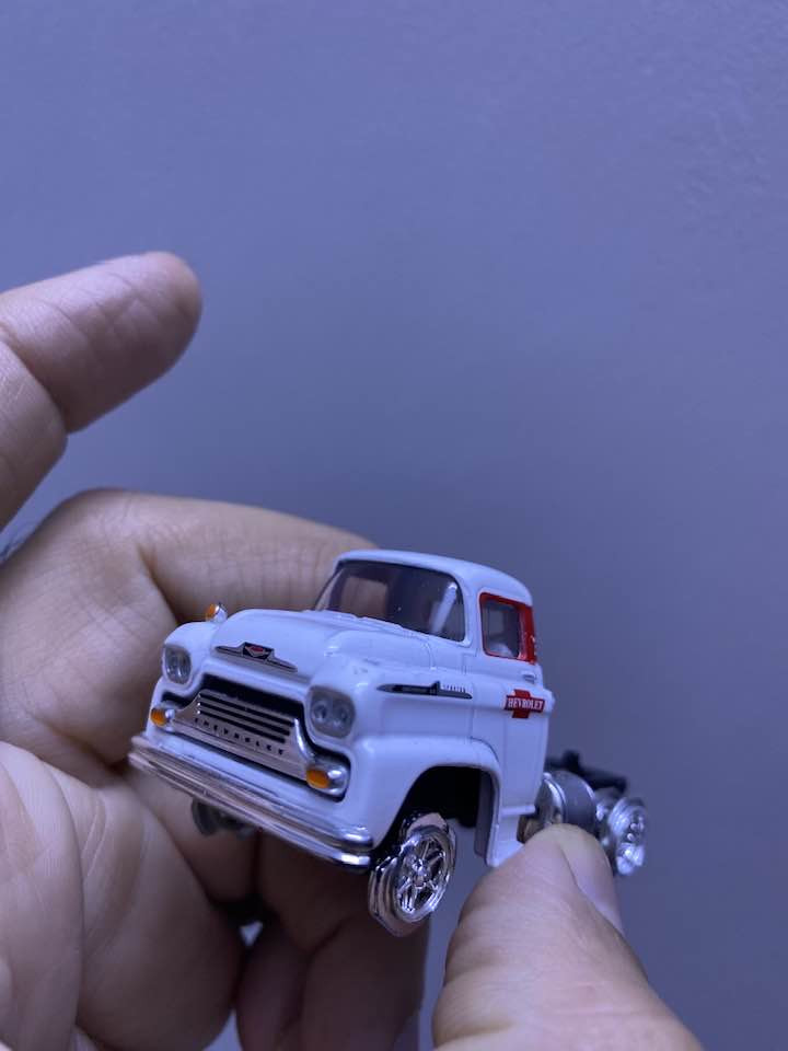 للبيع قطعه نقص تايرات كما موضح قياس 1/64 انتاج M2  السعر  6 الاف


**إذا كنت صاحب هذا الإعلان وتريد حذفه لأي سبب، رجاءا أرسل رسالة إلى الدعم الفني**