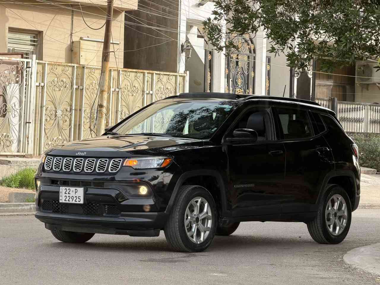 للبيع
جيب كومباس موديل 2025 الشكل الجديد

رقم اربيل هزه وفحص وترقيم جديد السيارة وارد امريكي ضررها البنيد فقط صبغ الباقي مكفول بدون اي ضرر داخلي . شواصي لغود مكفولة وعالفحص . وبيها بارد بسيط بجاملغات - الايرباكات راجعة سستم شركة

. السيارة فول 1/1  للاخير مفولة

بنوراما على طول عالقمارة 

صندوك كهرباء 

كشنات جلد 

كشن كهربائي 

تبريد قطعتين 

رادارات جميع الجهات 

البوب بصمة * تشغيل عن بعد

 + بصمة تشغيل 

تدفئه كشنات واستيرن 

أنظمة قيادة متعدد

مانع تصادم 

سستم صوت سماعات متعدده

زينون عالي ناصي لايت عدسه

تحديد مسار قيادة آليه 

شاشه ايباد تدعم كار بلي

كامرا خلفية دواره

وبعد هواي مواصفات بيها 

السيارة 19 ماشية / حجم المحرك 2000 4 سلندر

بغداد المنصور 

***********  

واتساب او الاتصال عالرقم

سعرها 185  ورقة
