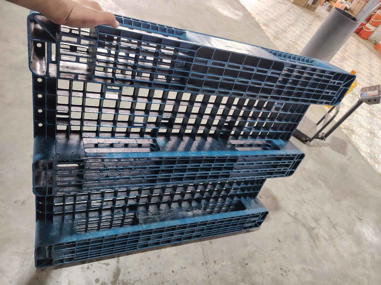 السلام عليكم سكيب نظيف وقوي ١٤ كيلو 
جمله 21 الف ومفرد 27 مكان بغداد 
يوجد توصيل 
للتواصل ***********
