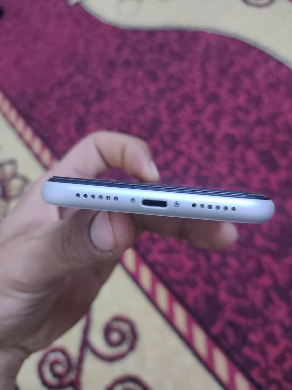 سلام عليكم شباب ايفون اكس ار البيع جهاز نضيف كلش مبدل فقط بطاريه اصليه الباقي مكفول كامرات فيس ايدي كله شغال مابي اي خلل ارجع وكول مكفول ذاكره 128 البطاريه 100 سعره 175 وبي مجال بصيط مكاني الكاضميه رقمي ***********
