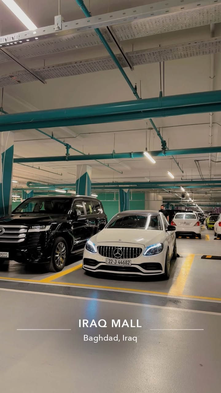 السلام عليكم
للبيع مرسيدس C43 AMG V6 تون توربو
موديل 2017 السياره داخله كلين هنا بلعراق بيها جاملغ خلفي وجنطه صبغ بدون ايرباك
فول مواصفات
شاشه جبيره دبل ماوس
حساسات 360
بانوراما 
سماعات برومستر
داخل اللوان
بكلايت دبل لد
بصمه تشغيل + بصمه 4 ابواب
نقاط عمياء
السياره AMG اصل بدي ومحرك
كشنات تدفئه
5وضعيات قياده
صندوق كهرباء + جلاق
داخل دشبول وبطاين والكراسي تطريز احمر
مرايه شفط
لايت عدسات
مكان السياره بغداد الدورة 
***********
***********
