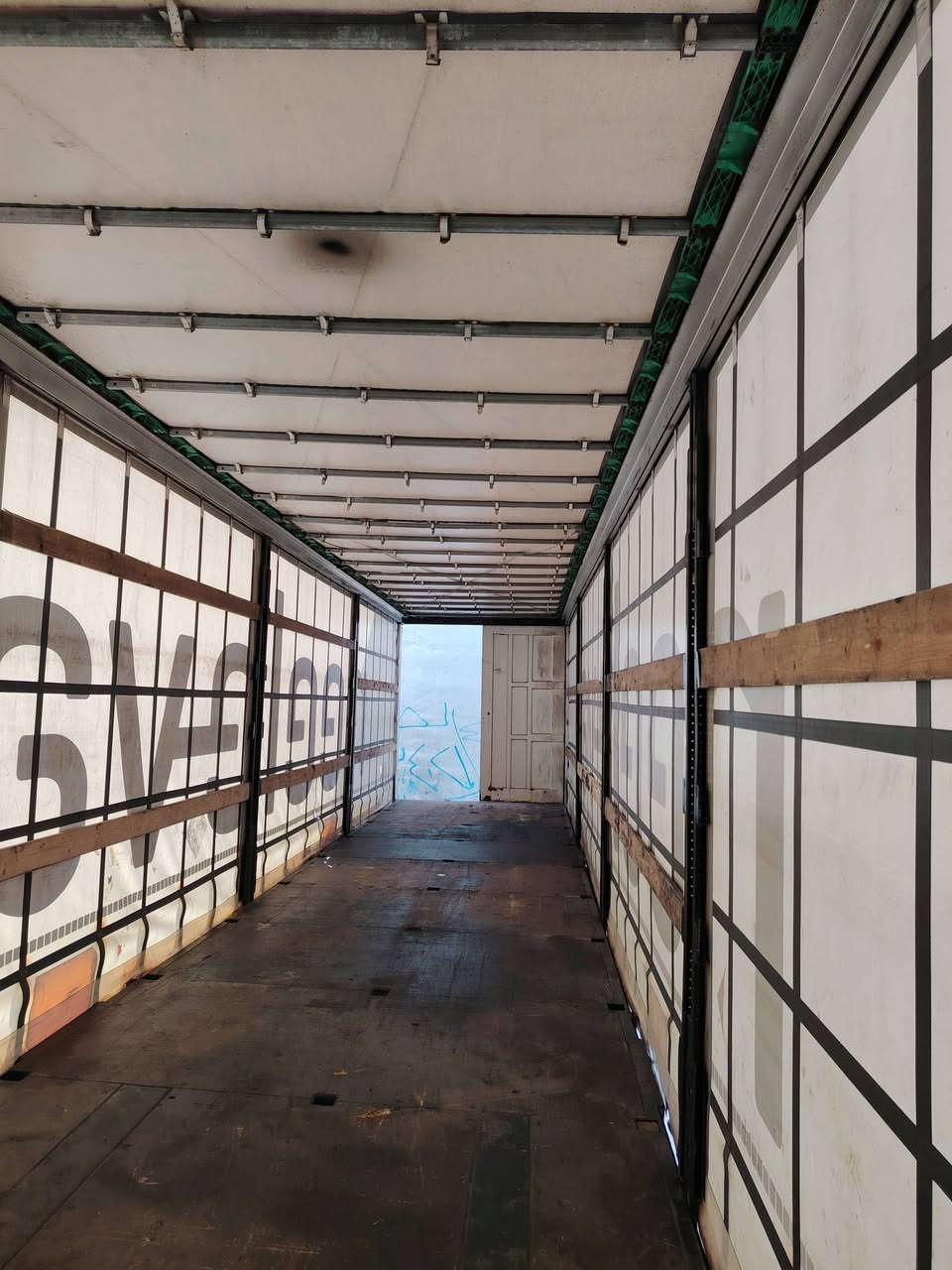 عاره بانه كرون منفيس ٢٠١٢ دينگر bpمره به ع ئيكو بله س بوربه رين گه وره ئه فله نجه جادر مسرعى عنوان اربيل قوشته به معرض محمد بريتانى  سعر ٩٠$م***********
