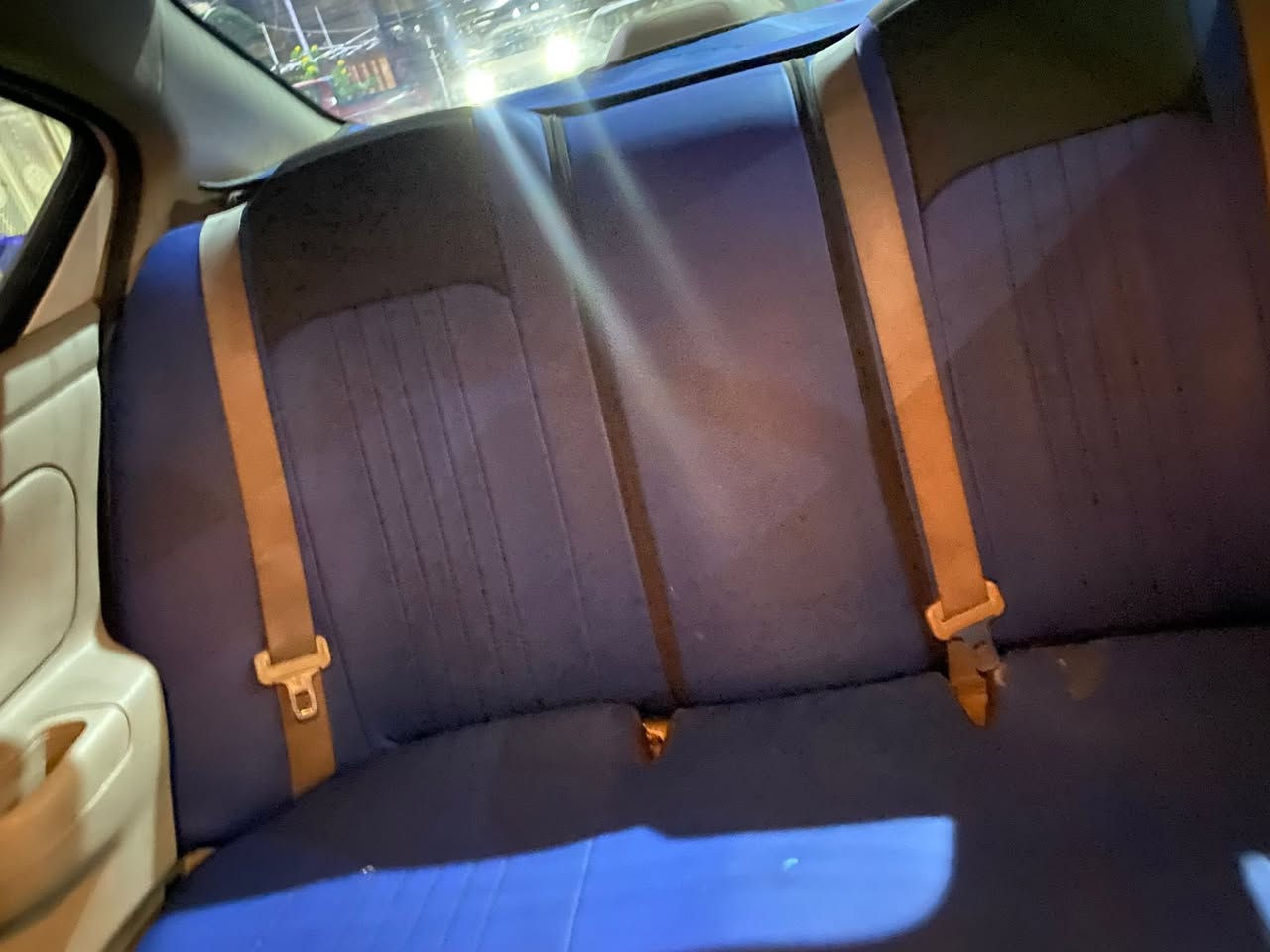 سني 2022
ماشيه 48 الف فقط
مكفوله من بارد وصبغ
رصعات مع حالوب فقط
سياره جدا نظيفه
مكان بغداد البلديات
0771 231 8292
