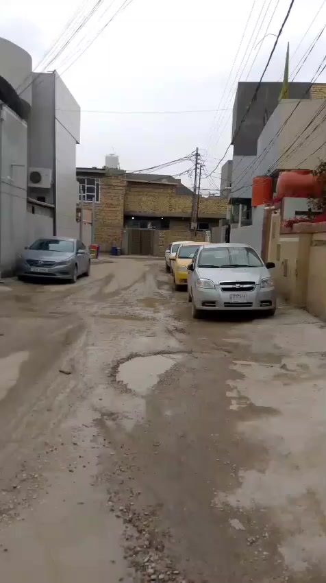 السلام عليكم دار للبيع طابو صرف زراعي سند نادر الثانيه قرب مول أهل الخير القديم الخدمي الاتصال على الرقم التالي ***********
