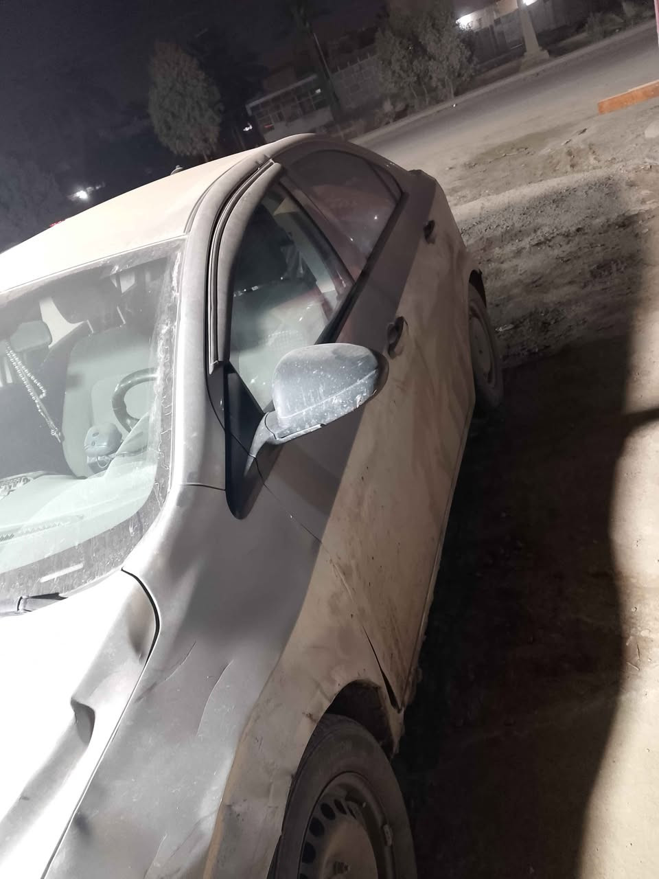 محرك 1600 المرغوب 
السياره بيهه كير ومكينه كايمات 
وضربني ابو ماطور فلش الدعاميه الاماميه السعر 45 وبيها مجال  *********** حلة, بابل
