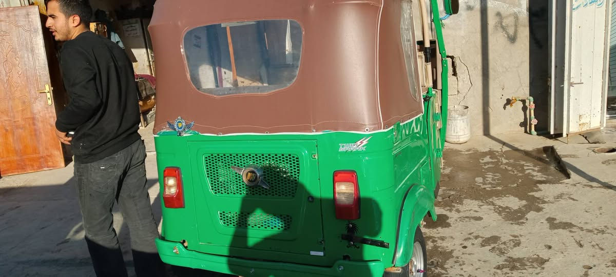 سلام عليكم تكتك البيع 2022
رقم نكليزي بسمي تكتك خير من الله بيه بس دوسات معمر 

مكان بغداد البيع شرطه رابعه 

شراي ينتصل سعر 9000
رقمي ***********بي وتساب واني بل خدمه
