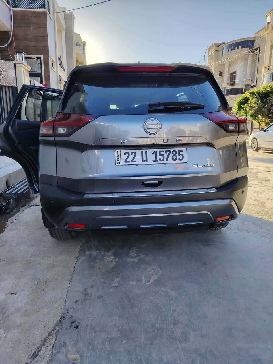 مكلف بالنشر
نيسان روج 23AWD SL

نيسان روج  موديل : 23

حادث جانبي باب النفر مبدل فقط  موجود بالصور

عداد المسافة : 37 كم

حجم المحرك : ( 1500تيربو 201حصان)

مواصفات : SV-AWD

دةبل اكسل AWD

‏‎بصمة ابواب 

‏‎بصمة تشغيل 

شاشة ايباد

‏‎كاميرات

هاند بريك بصمة

اوتو هولد :    Auto Hold

اوتو ستارات : Auto Stard 

اوتو ستوب : Auto Stop‎

رادار امامي (تحديد مسار)

‏‎رادار جانبي (نقاط عمياء)

‏‎رادار خلفي (التحذير من الاصطدام)

‏‎حساسات خلفي 

خمس أنظمة قيادة

نظام : OFF-ROAD

نظام : SNOW

نظام : ECO

نظام : AUTO

نظام : SPORT

تحكيم ستيرين

تبريد مركزي

لايتات ليد زينون 

صندوق كهرباء

بانوراما

كشنات جلد

كشن  كشن السائق خزن

كشنات امامي كهرباء 

بردات خلفية 

السعر :175$

بيها مجال

رقم أربيل 

العنوان: الموصل 

‏الاتصال على الرقم

☎️ ***********

***********
