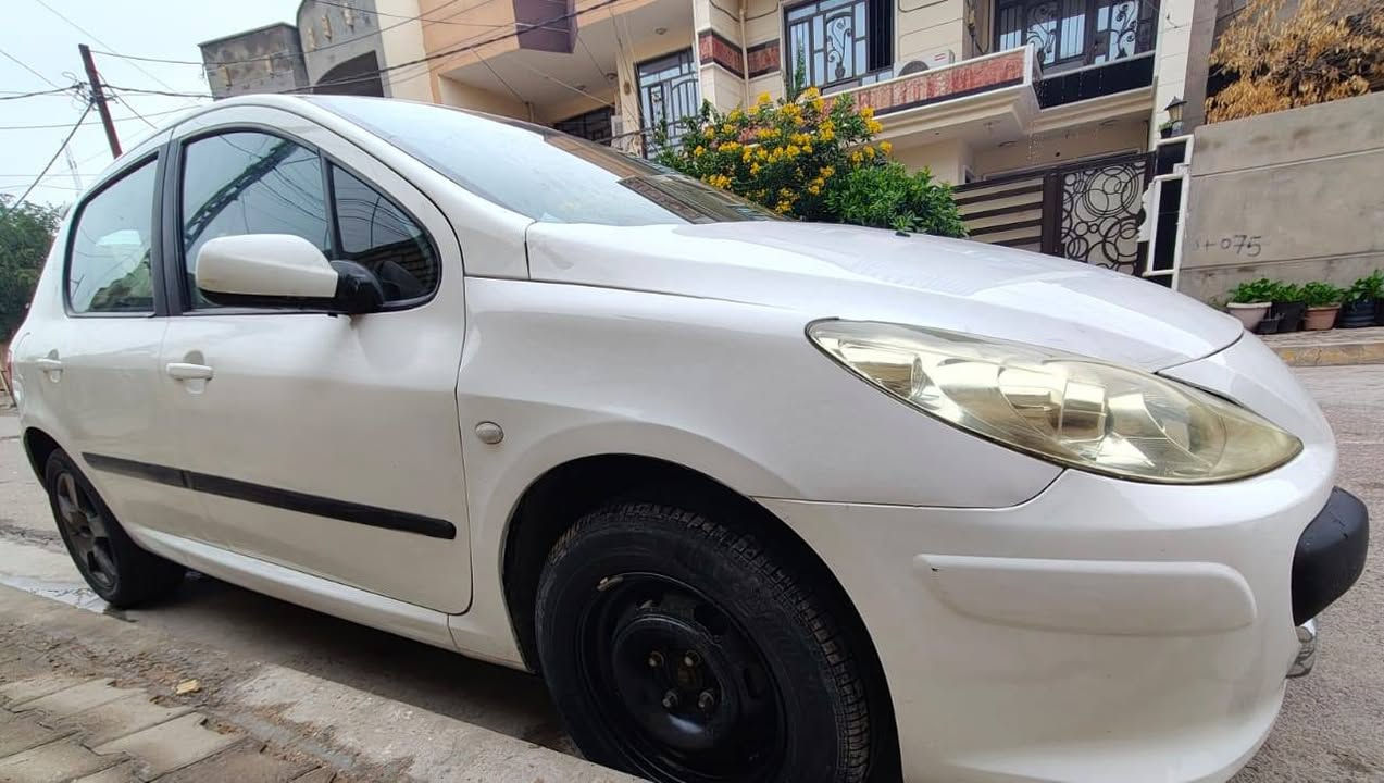 السلام عليكم
للبيع....
بيجو فرنسي(307) موديل 2006 بغداد رقم الماني جديد
هزه جديده ماعليها اي غرامات
عليها ادامه كامله  نواقص 
السعر 57 بيها مجال جدا قليل حك الجيه
***********  غير متواجد عل فيس
