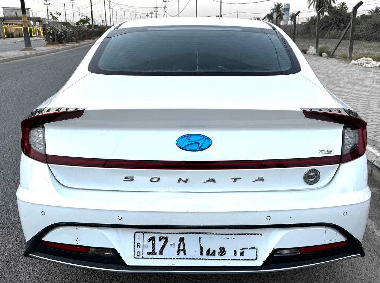 للبيع او المراوس سوناتا 2021 الخليجي رقم مثنى بسمي تحويل ثاني  سيارة جديدة بمعنى الكلمة استخدام شخصي 
مواصفاتها 
دواخل لونين تحكم جهتين اشاير بلمري تبريد قطعتين لد خلفي ابلاجكتور خمسة ويل كب مرآة شفط محرك 2500دوش
 وبعد بيه هواي مواصفات 

الاستفسار الاتصال على ***********
