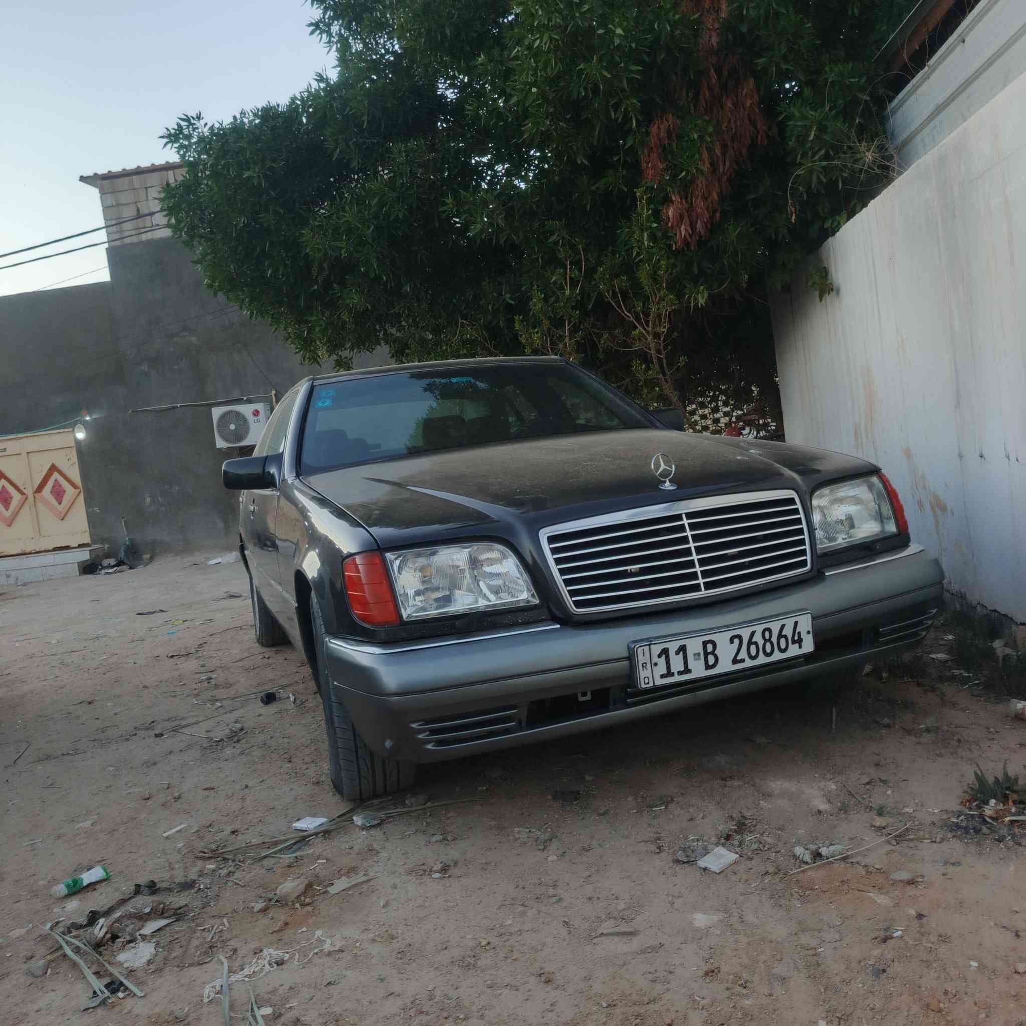 مارسدس شبح للبيع موديل ٩٢سياره بدون حادث فقط صبغ جماليه مكينه جديده ٦ تابوت حداديه جديده مكان نجف السعر ٨٥وبيها مجال ***********
***********
